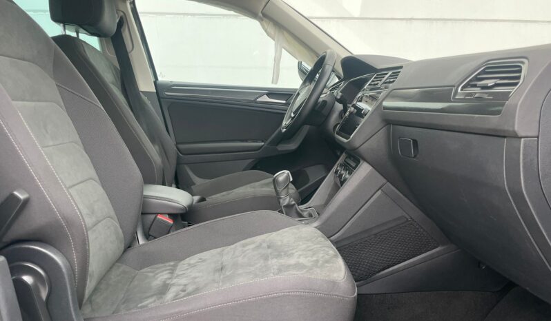 VOLKSWAGEN TIGUAN full
