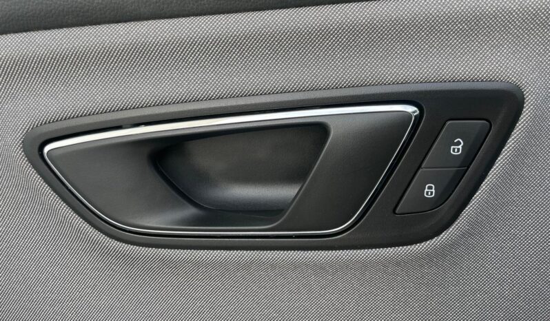 SEAT LEON full