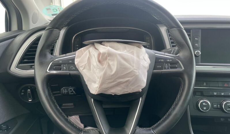 SEAT LEON full