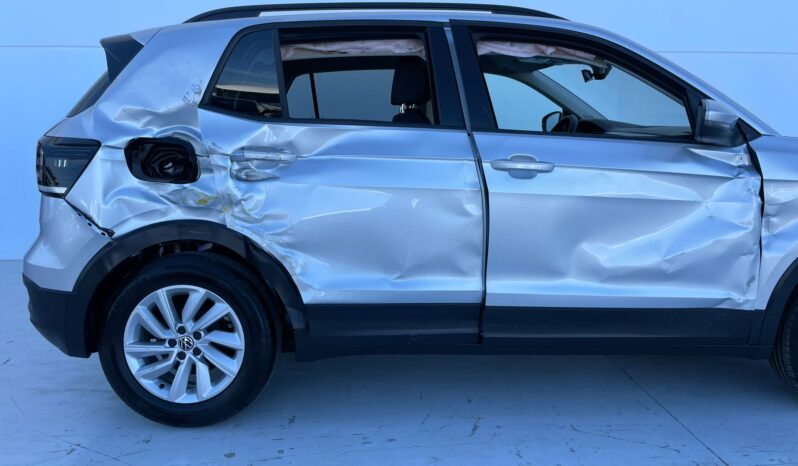 VOLKSWAGEN T-CROSS full