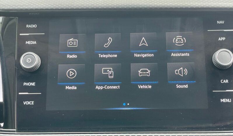 VOLKSWAGEN T-CROSS full