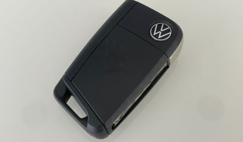 VOLKSWAGEN T-CROSS full