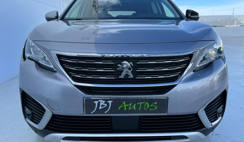 PEUGEOT 5008 full