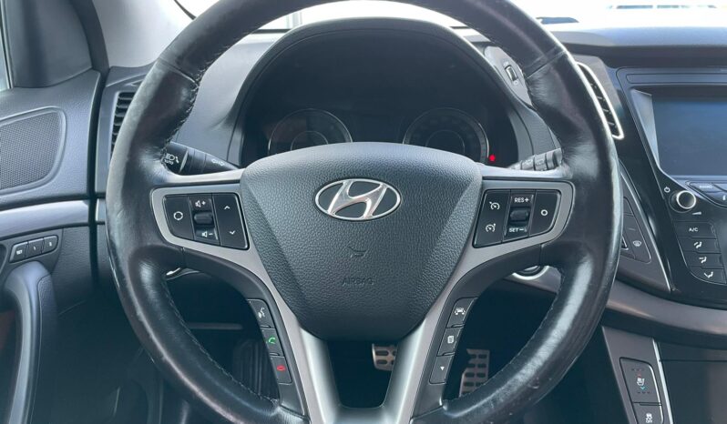 HYUNDAI I40 full