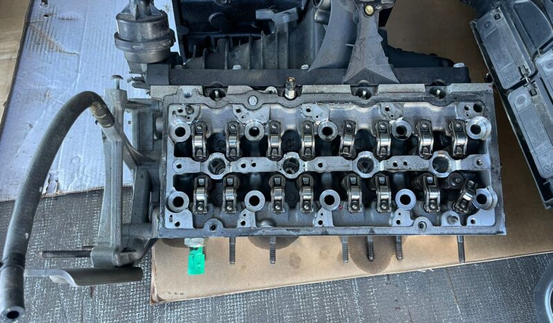VOLKSWAGEN TRANSPORTER full