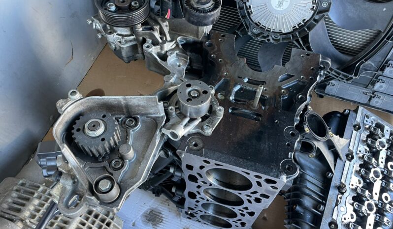 VOLKSWAGEN TRANSPORTER full