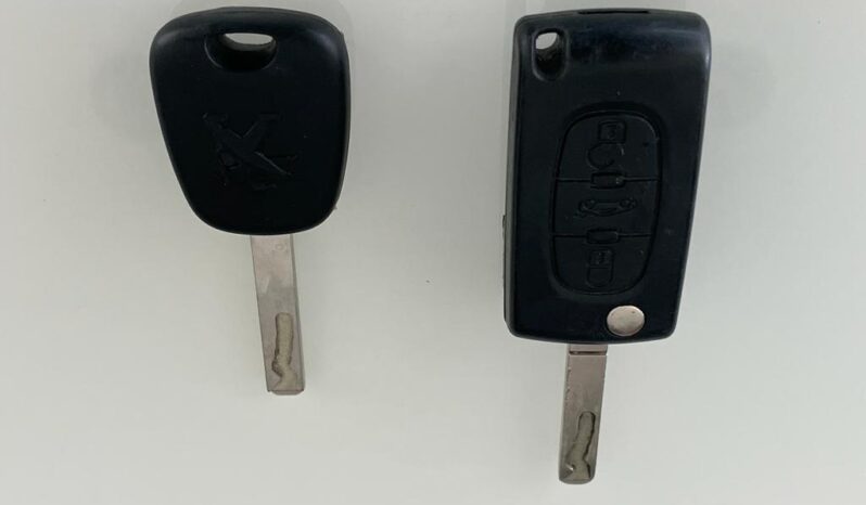 PEUGEOT PARTNER full