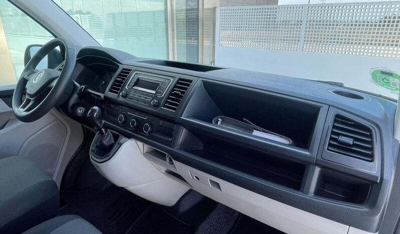 VOLKSWAGEN TRANSPORTER full