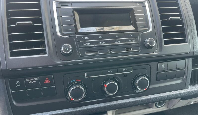 VOLKSWAGEN TRANSPORTER full