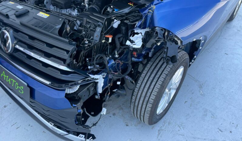VOLKSWAGEN T-CROSS full
