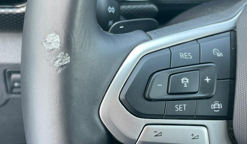 VOLKSWAGEN T-CROSS full