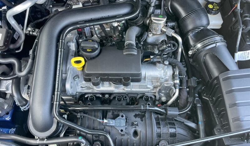 VOLKSWAGEN T-CROSS full