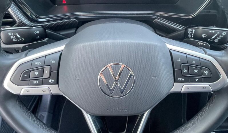 VOLKSWAGEN T-CROSS full