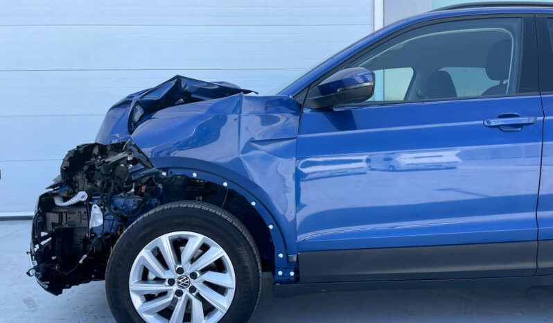 VOLKSWAGEN T-CROSS full