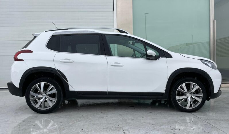 PEUGEOT 2008 full