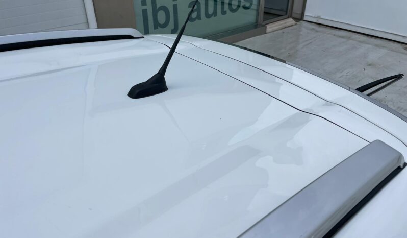 PEUGEOT 2008 full