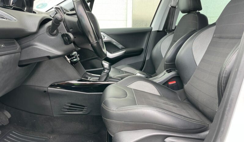 PEUGEOT 2008 full