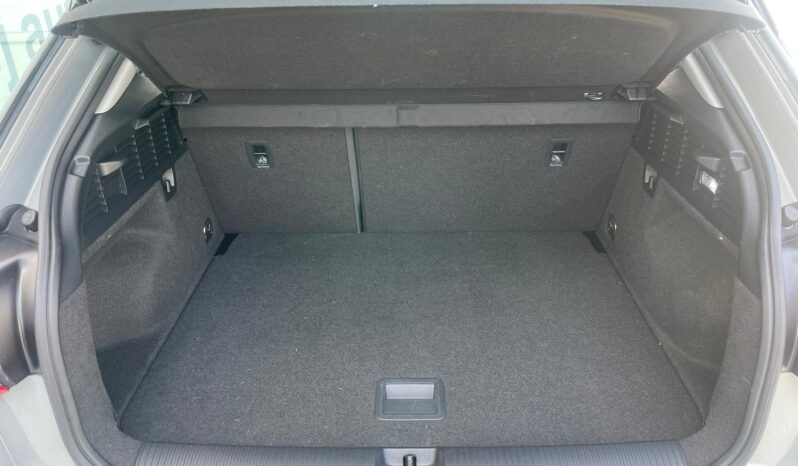 AUDI Q2 full