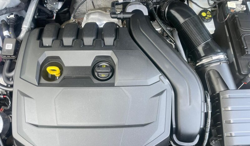 AUDI Q2 full