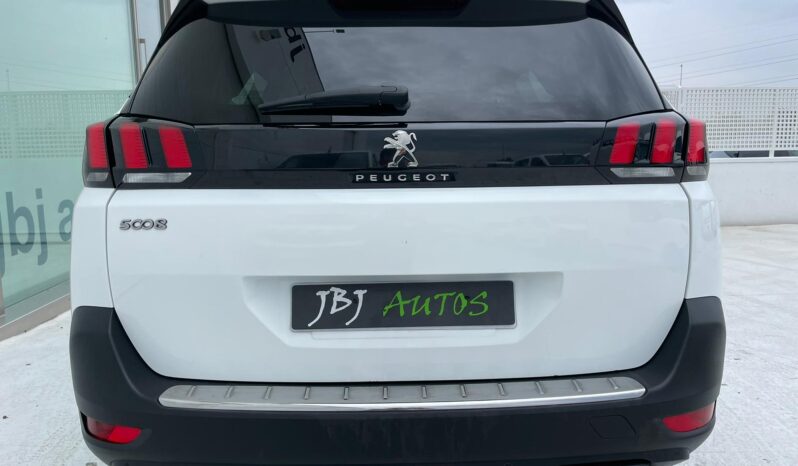 PEUGEOT 5008 full