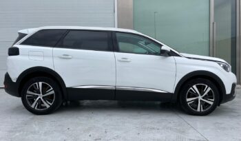 PEUGEOT 5008 full