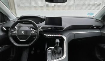 PEUGEOT 5008 full