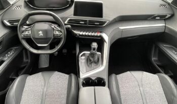 PEUGEOT 5008 full
