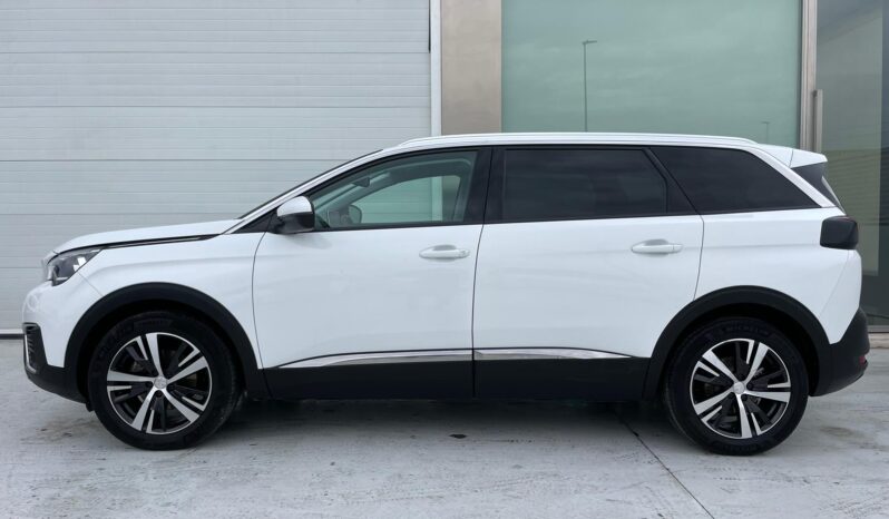 PEUGEOT 5008 full