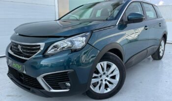 PEUGEOT 5008 full