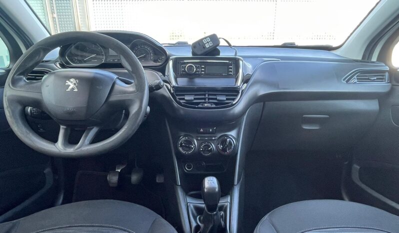 PEUGEOT 208 full