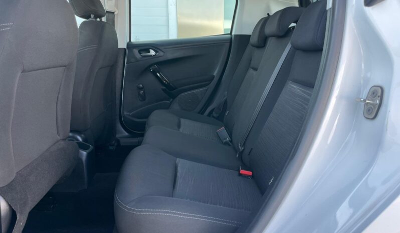 PEUGEOT 208 full