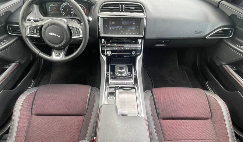 JAGUAR XE full