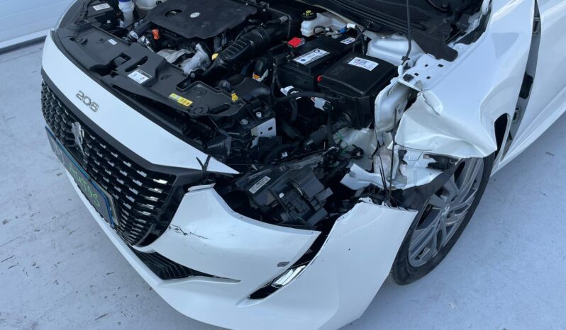 PEUGEOT 208 full