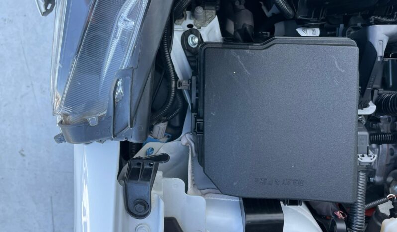 TOYOTA YARIS full