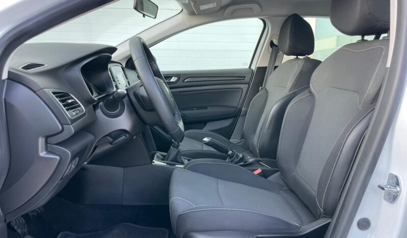 RENAULT MEGANE full