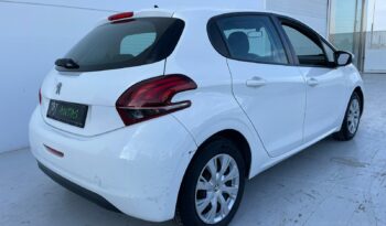 PEUGEOT 208 full