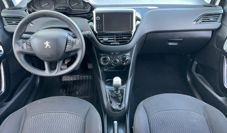 PEUGEOT 208 full