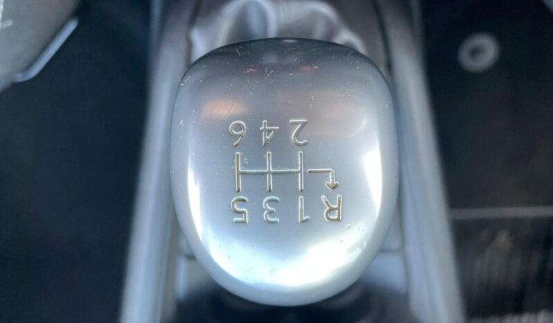 PEUGEOT 208 full