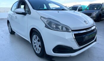 PEUGEOT 208 full