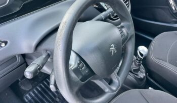 PEUGEOT 208 full