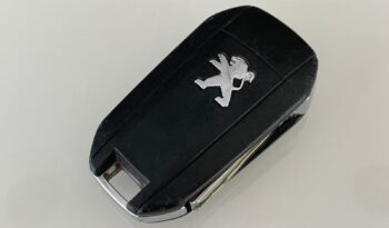 PEUGEOT 208 full