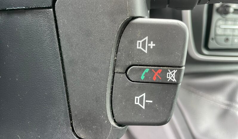 NISSAN NV250 full