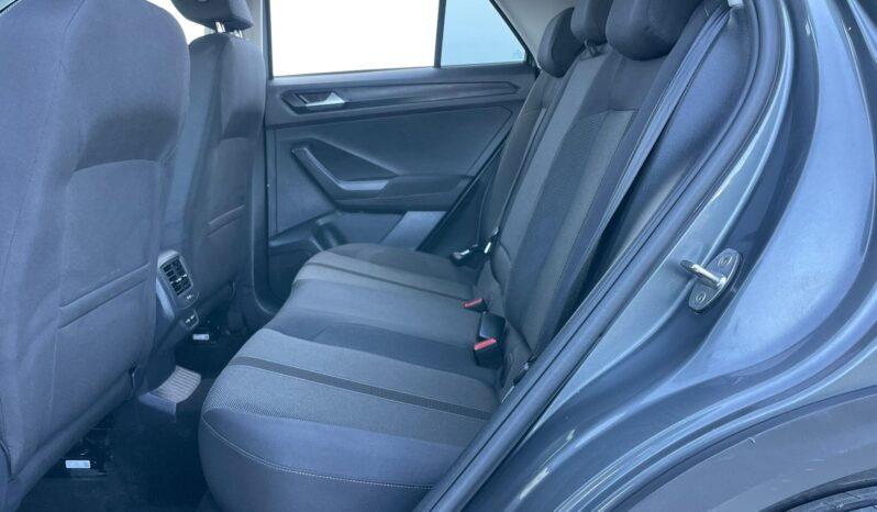 VOLKSWAGEN T-ROC full