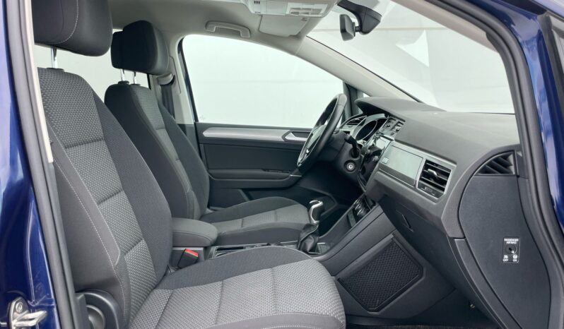VOLKSWAGEN TOURAN full