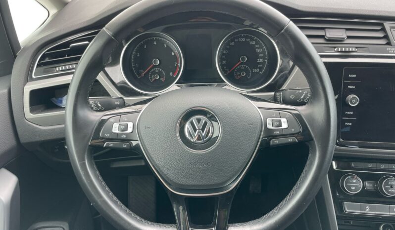 VOLKSWAGEN TOURAN full