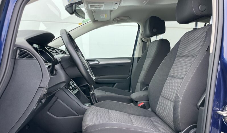 VOLKSWAGEN TOURAN full