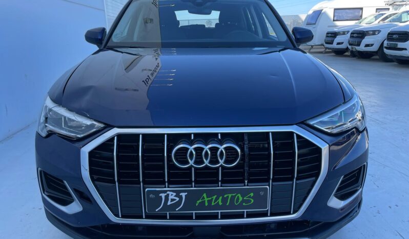 AUDI Q3 full