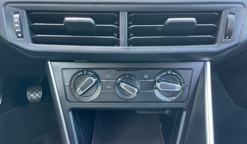 VOLKSWAGEN POLO full