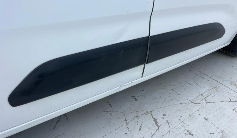 TOYOTA PROACE CITY COMBI full