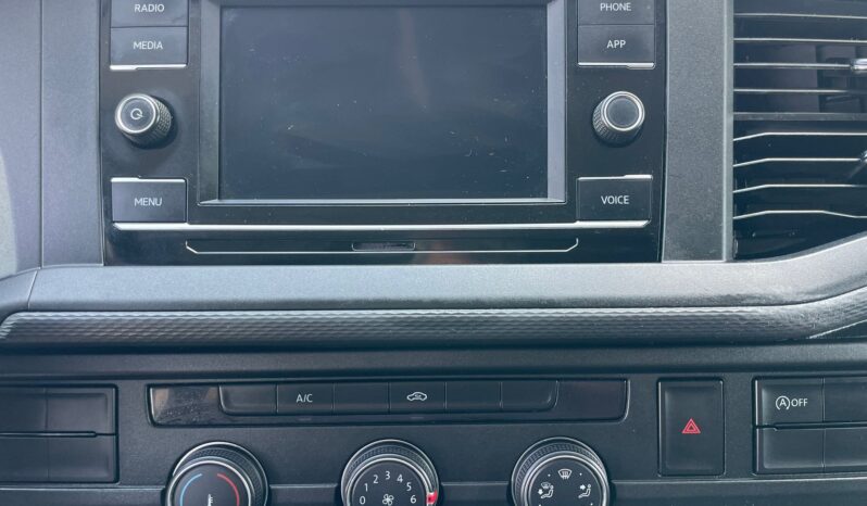 VOLKSWAGEN TRANSPORTER full